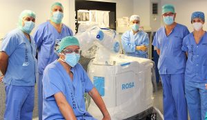 cirugia-robotica-protesis-rodilla-hospital-clinico-san-carlos
