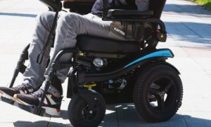 tratamiento-ame-silla-ruedas