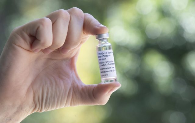 vacunacion-astrazeneca