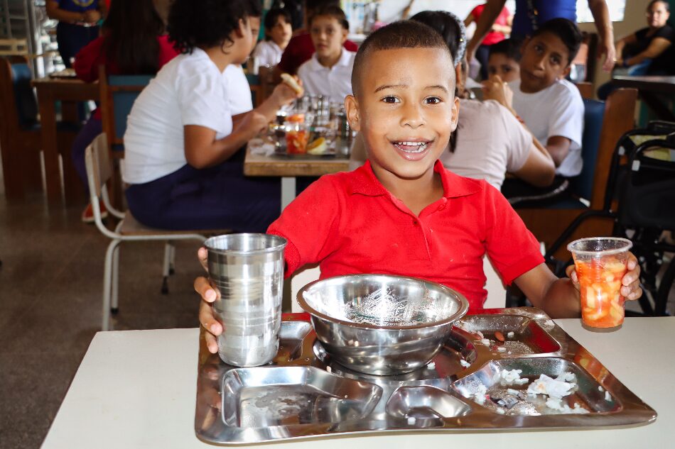 alimentacion-escolar-world-vision-2