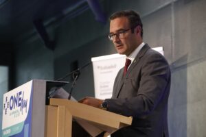 Luis de Palacio, presidente de FEFE.