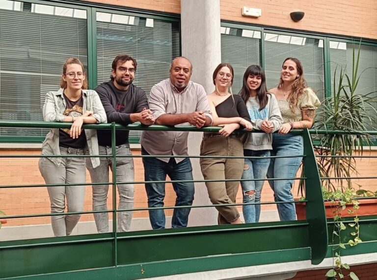 antibióticos-enolasa