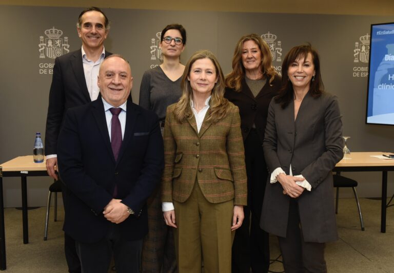 Sanidad, Facme y Farmaindustria