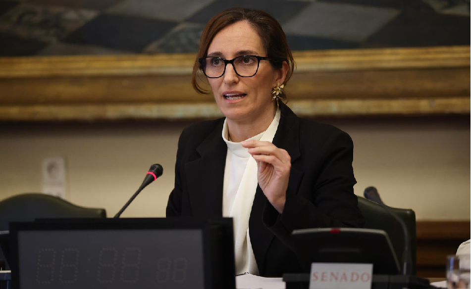 M&oacute;nica Garc&iacute;a durante la Comisi&oacute;n de Sanidad del Senado este jueves, 23 de abril. Foto: Alejandro Mart&iacute;nez V&eacute;lez - Europa Press