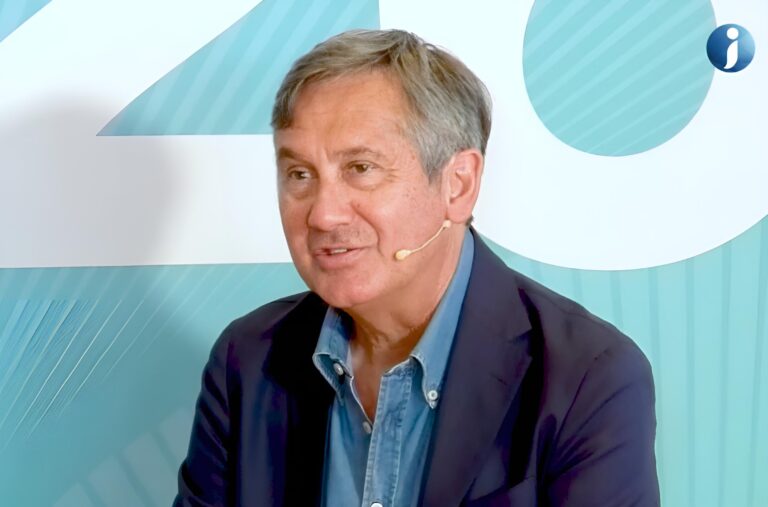 Dr. Leonardo Trombelli, abordaje transcrestal maxiliares posteriores