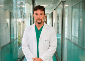 Dr. Tobías Zander, jefe del Servicio Endovascular y Radiología Intervencionista de Hospiten en Canarias