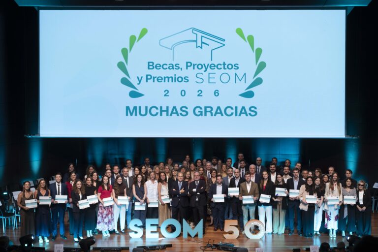 Becas SEOM