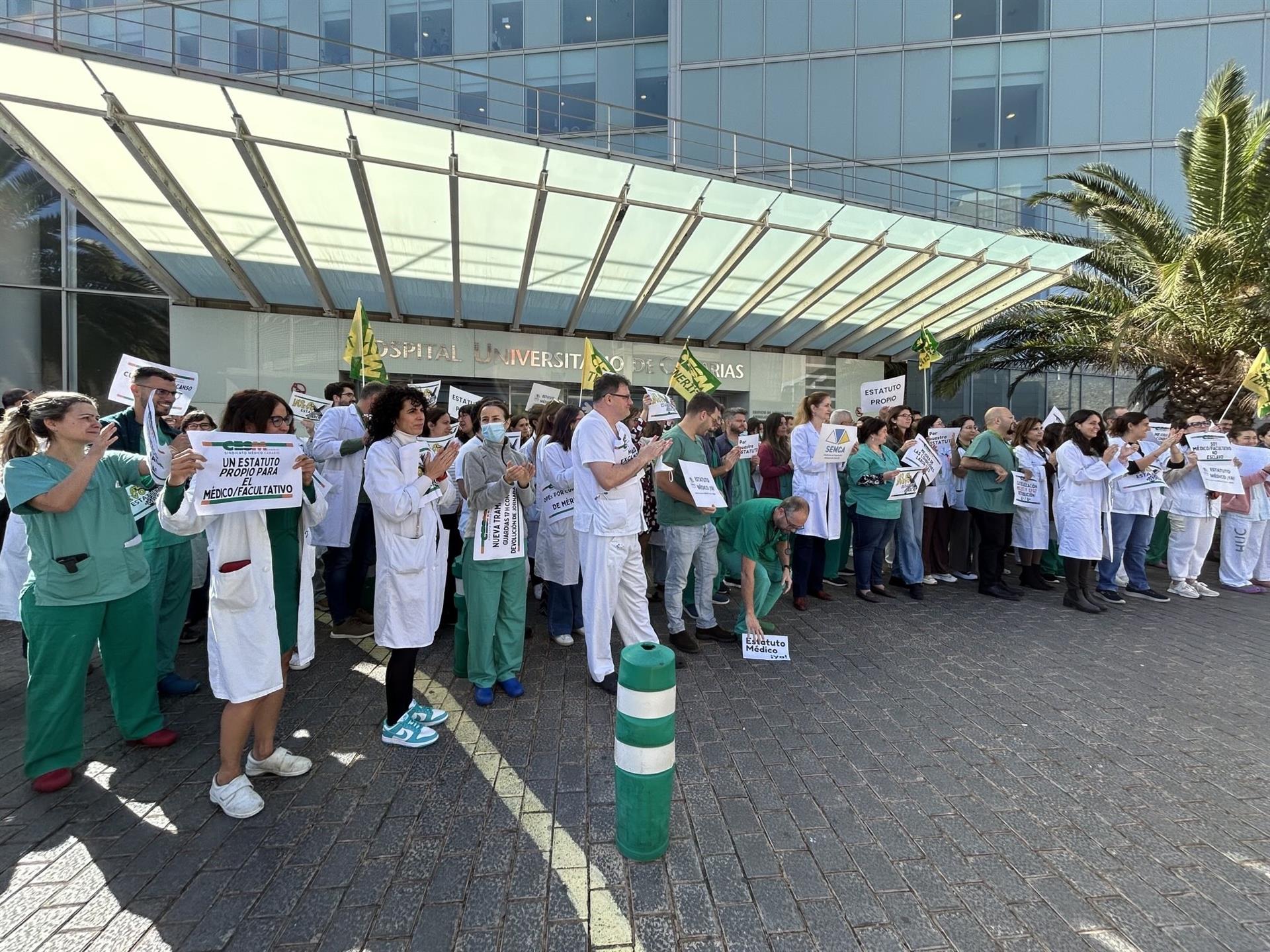 De Canarias a Madrid, Cataluña y Comunidad Valenciana: la huelga médica se extiende por España